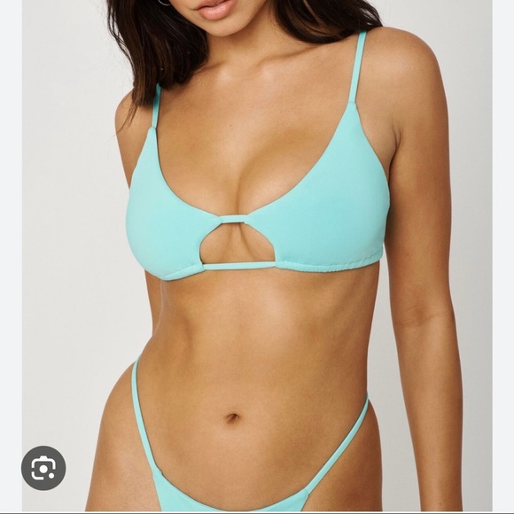 Garage Bikini Set - Cutout Bralette Bikini Top & Ibiza Boomerang Bikini Bottom - Picture 8 of 8